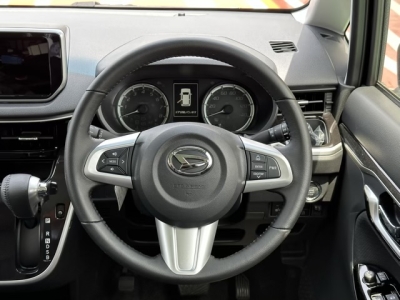 ムーヴカスタム(ダイハツ)届出済未使用車 内外装写真