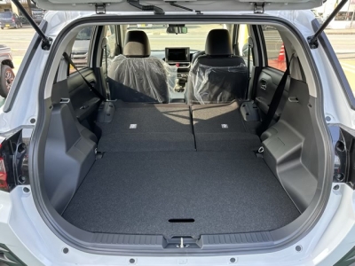ロッキー(ダイハツ)登録済未使用車 内外装写真他１