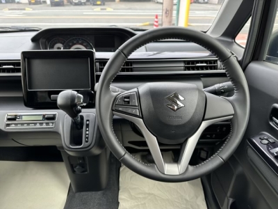 ワゴンRスティングレー(スズキ)中古車 内外装写真他
