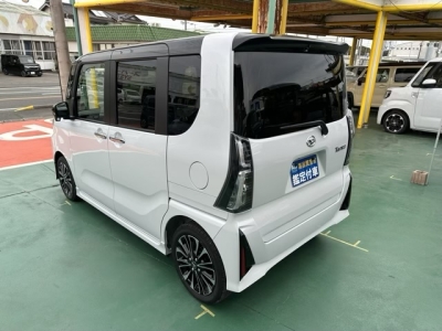 タントカスタム(ダイハツ)届出済未使用車 後方