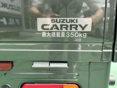 キャリートラック(スズキ)届出済未使用車 後席から見た前席