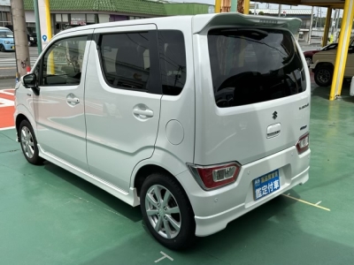 ワゴンR(スズキ)ディーラ-試乗車 後方