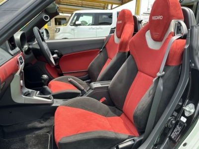 コペン(ダイハツ)中古車 前席内装