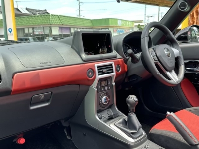 コペン(ダイハツ)中古車 後席内装