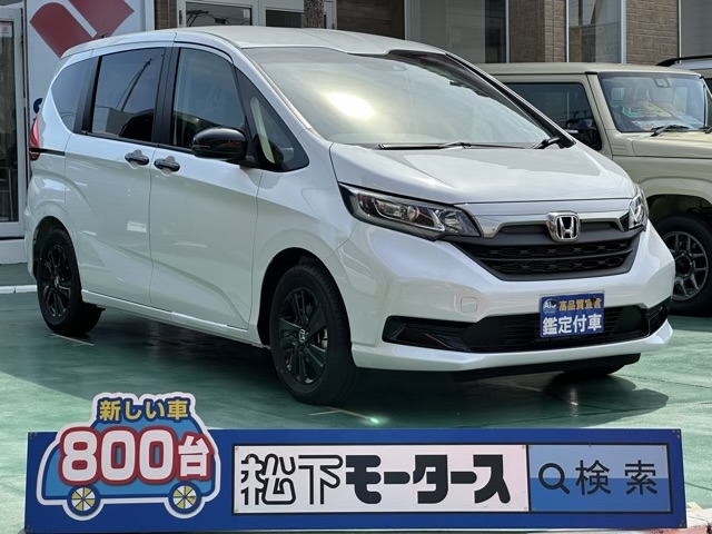 フリード(ホンダ)登録済未使用車全体拡大