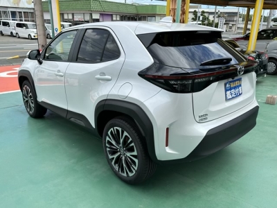 ヤリスクロス(トヨタ)登録済未使用車 後方