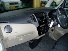 パレット(スズキ)中古車 前席内装