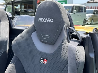 コペン(ダイハツ)中古車 後席内装
