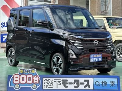 新型ルークス(ニッサン)新車見本展示無 全体