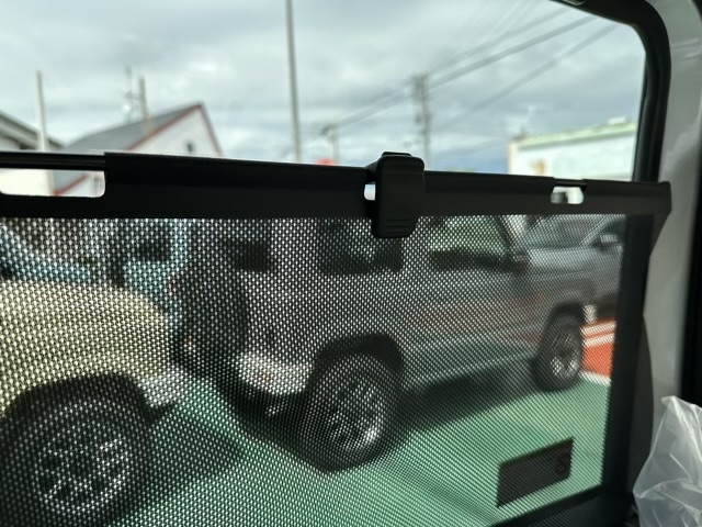 ルークス(ニッサン)新車見本展示無 14