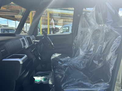 ウェイク(ダイハツ)中古車 前席内装