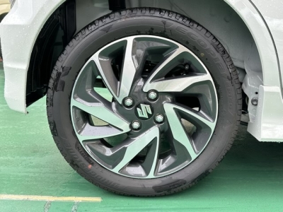 ワゴンRカスタムＺ(スズキ)届出済未使用車 内外装写真他２