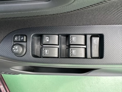 ムーヴ(ダイハツ)届出済未使用車 内外装写真他２