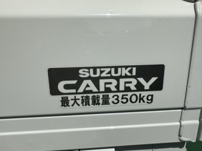 キャリートラック(スズキ)中古車 後席から見た前席