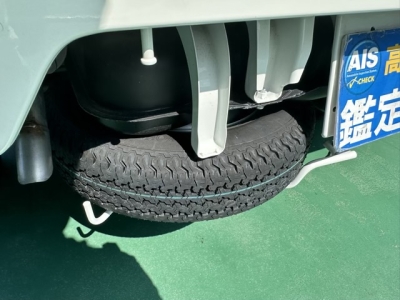 キャリートラック(スズキ)届出済未使用車 後席から見た前席