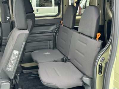 N-VAN(ホンダ)届出済未使用車 後席内装