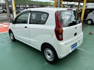 ミラバン(ダイハツ)中古車 後方