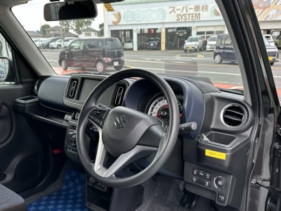 アルト(スズキ)ディーラ-試乗車 内外装写真