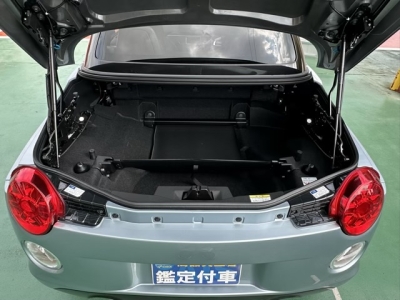 コペン(ダイハツ)中古車 後席から見た前席