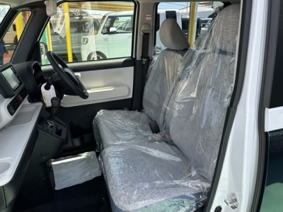 ムーヴキャンバス(ダイハツ)届出済未使用車 前席内装
