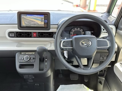 ムーヴキャンバス(ダイハツ)届出済未使用車 内外装写真他１