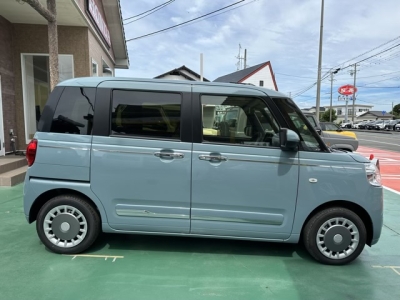 ムーヴキャンバス(ダイハツ)届出済未使用車 内外装写真他２