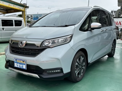 フリード(ホンダ)登録済未使用車 前方