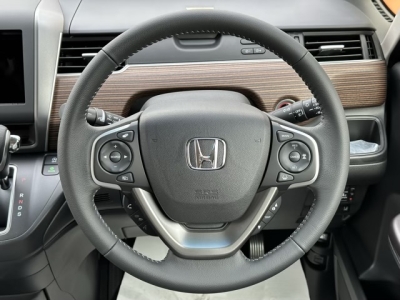フリード(ホンダ)登録済未使用車 内外装写真他１
