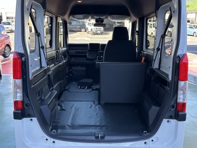 N-VAN(ホンダ)ディーラ-試乗車 内外装写真他２
