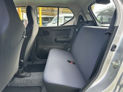 アルト(スズキ)中古車 後席内装