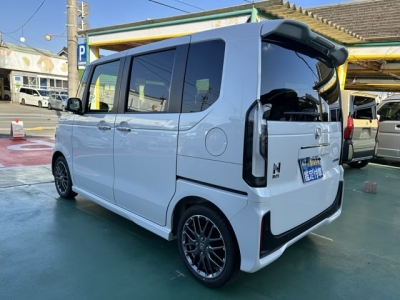 新型N-BOX(ホンダ)未使用車展示有 後方