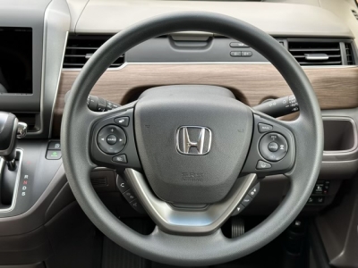 フリード(ホンダ)登録済未使用車 内外装写真