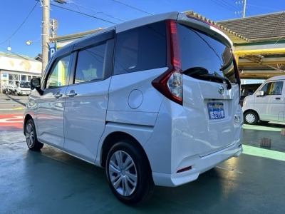 トール(ダイハツ)中古車 後方
