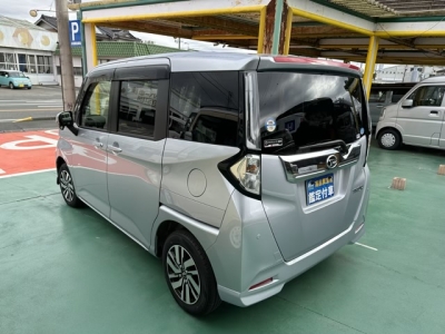 トールカスタム(ダイハツ)中古車 後方