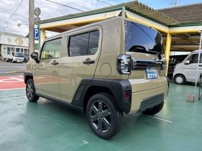 タフト(ダイハツ)ディーラ-試乗車 後方