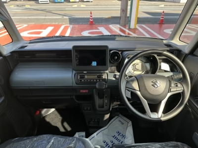 スペーシアベース(スズキ)届出済未使用車 内外装写真他