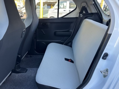 アルト(スズキ)中古車 後席内装