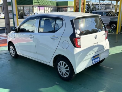 ミライース(ダイハツ)中古車 後方