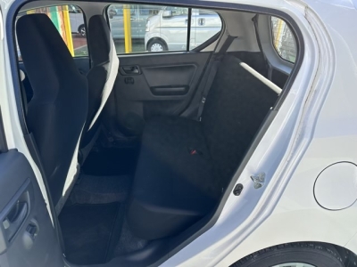 ミライース(ダイハツ)中古車 後席内装