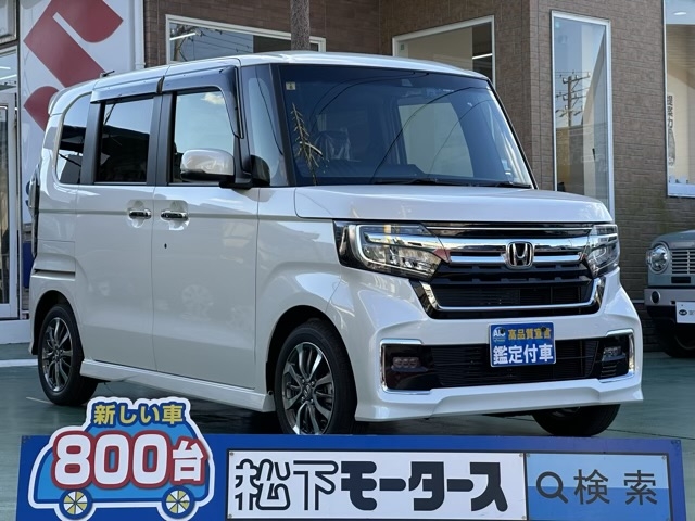 N-BOXカスタム(ホンダ)届出済未使用車全体拡大