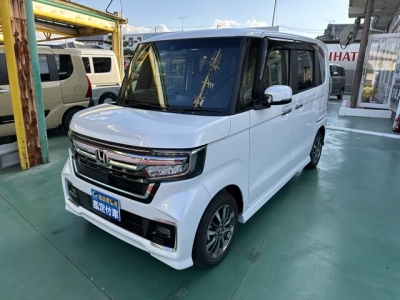 N-BOXカスタム(ホンダ)届出済未使用車 前方
