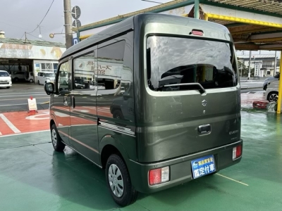 エブリイバン(スズキ)ディーラ-試乗車 後方