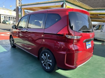 フリード(ホンダ)登録済未使用車 後方