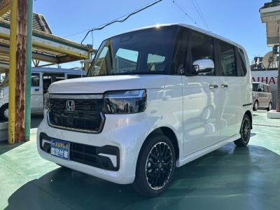 新型N-BOX(ホンダ)届出済未使用車 前方