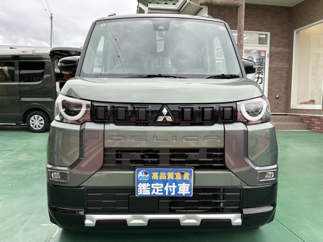デリカミニ(三菱)新車見本展示有 25