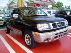 ダットサントラック(ニッサン)中古車 全体