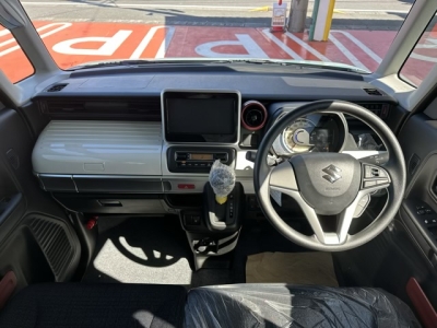 スペーシア(スズキ)届出済未使用車 内外装写真他１