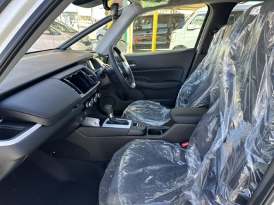 フィット(ホンダ)登録済未使用車 前席内装