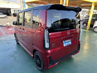 新型N-BOX(ホンダ)届出済未使用車 後方