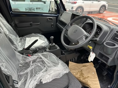 キャリートラック(スズキ)届出済未使用車 内外装写真他２